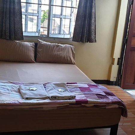 P.L.P Guesthouse - Mae Hong Son Exterior photo