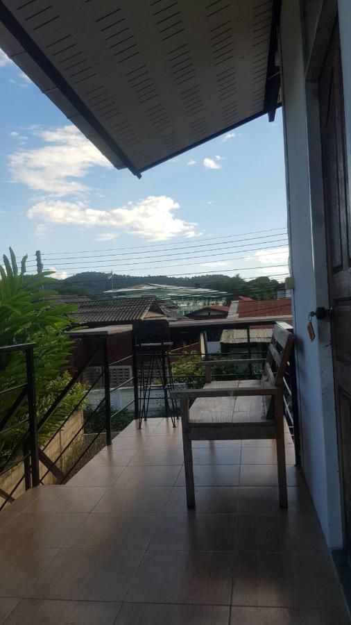 P.L.P Guesthouse - Mae Hong Son Exterior photo