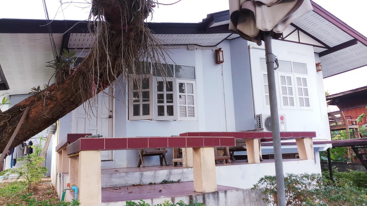 P.L.P Guesthouse - Mae Hong Son Exterior photo