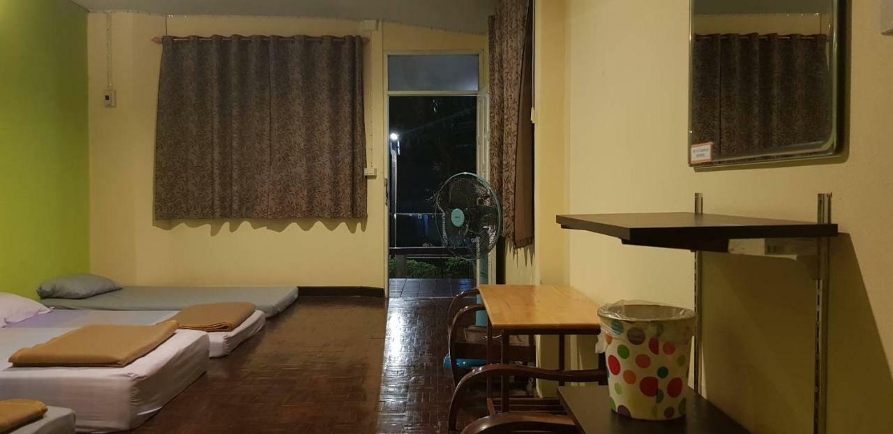 P.L.P Guesthouse - Mae Hong Son Exterior photo